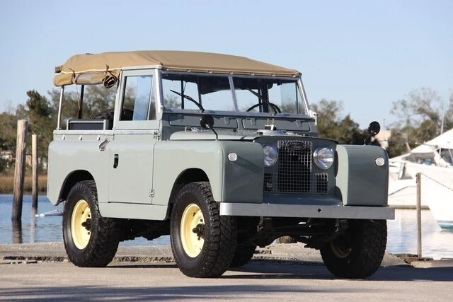 1999 Land Rover Defender 110 - Image 16 of 21