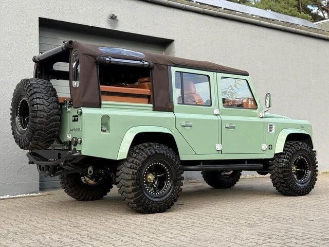 1999 Land Rover Defender 110 - Image 3 of 21