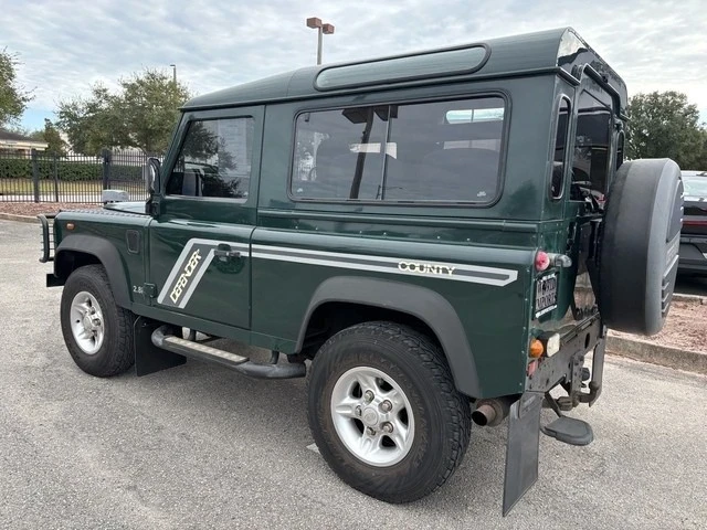 1999 Land Rover Defender 90 - Image 6 of 12