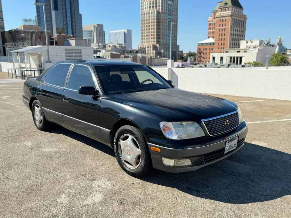 1999 Lexus LS 2nd Gen - Image 3 of 22