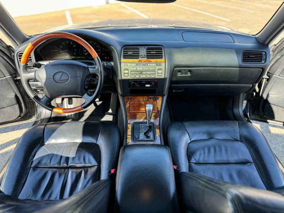 1999 Lexus LS 2nd Gen - Image 12 of 22