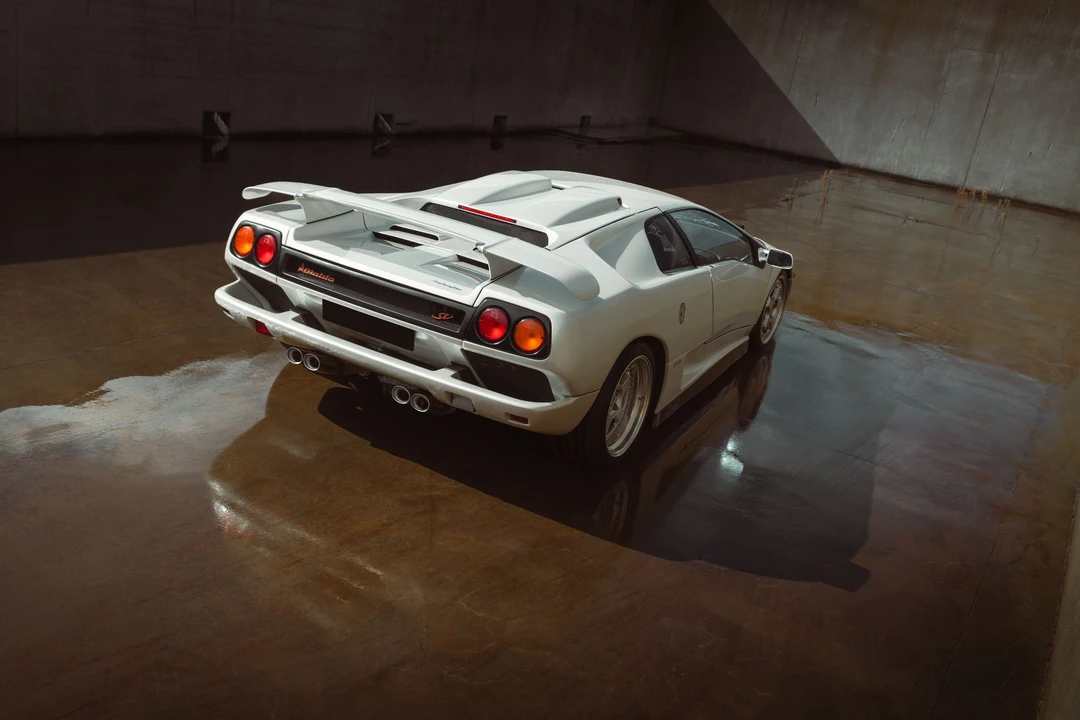 1999 Lamborghini Diablo SV - Image 26 of 31