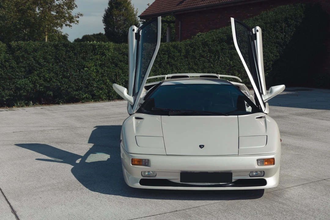 1999 Lamborghini Diablo SV - Image 10 of 31