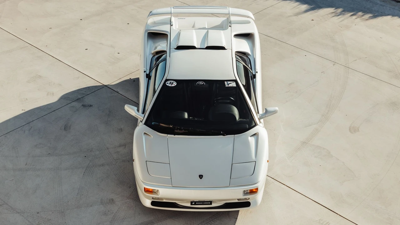 1999 Lamborghini Diablo SV - Image 13 of 31