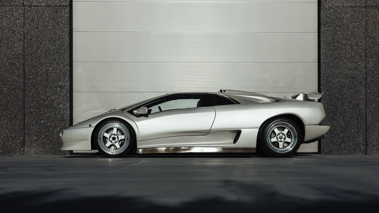 1999 Lamborghini Diablo SV - Image 21 of 31