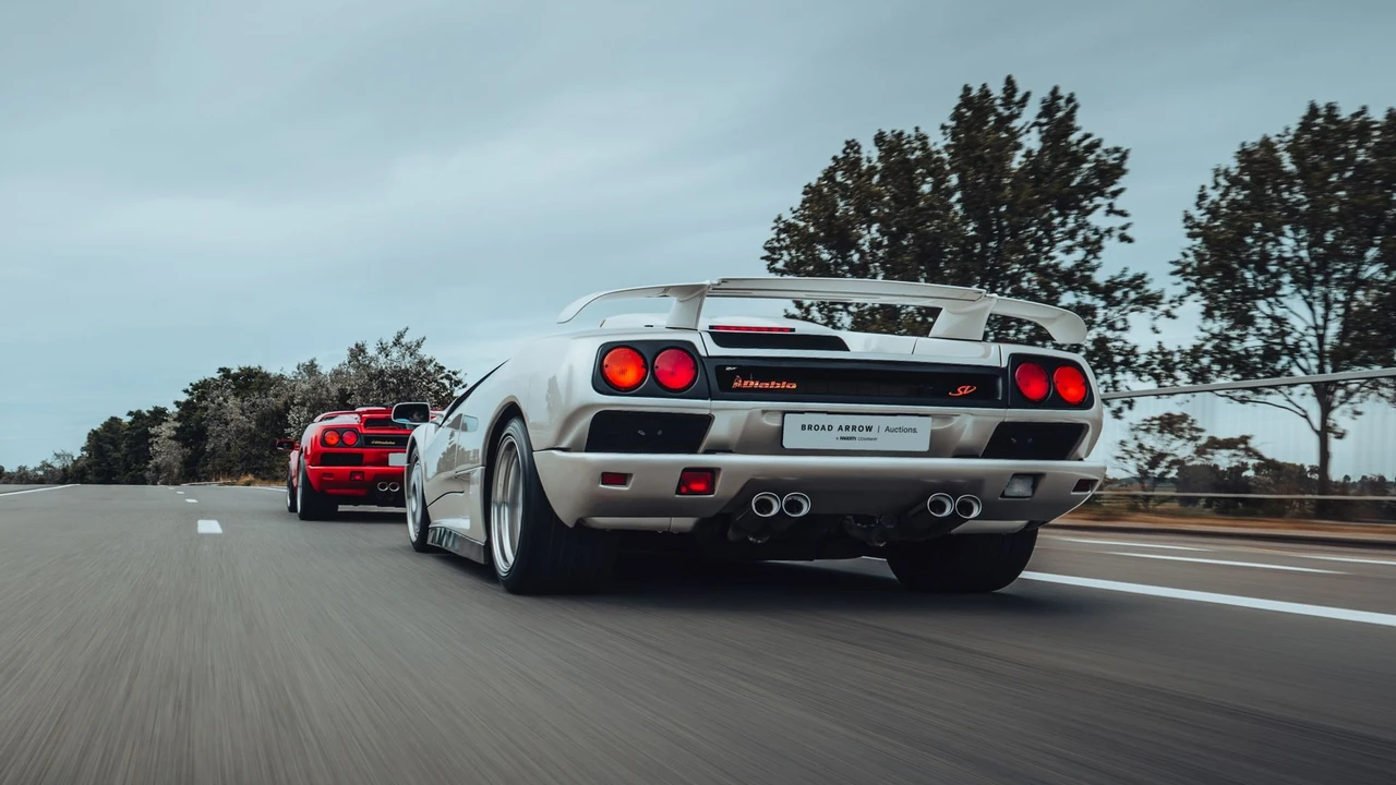 1999 Lamborghini Diablo SV - Image 11 of 31