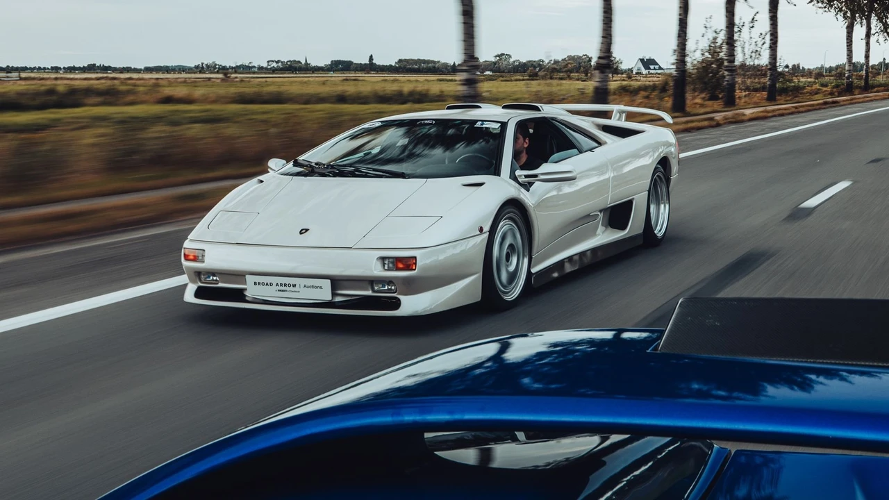 1999 Lamborghini Diablo SV - Image 8 of 31
