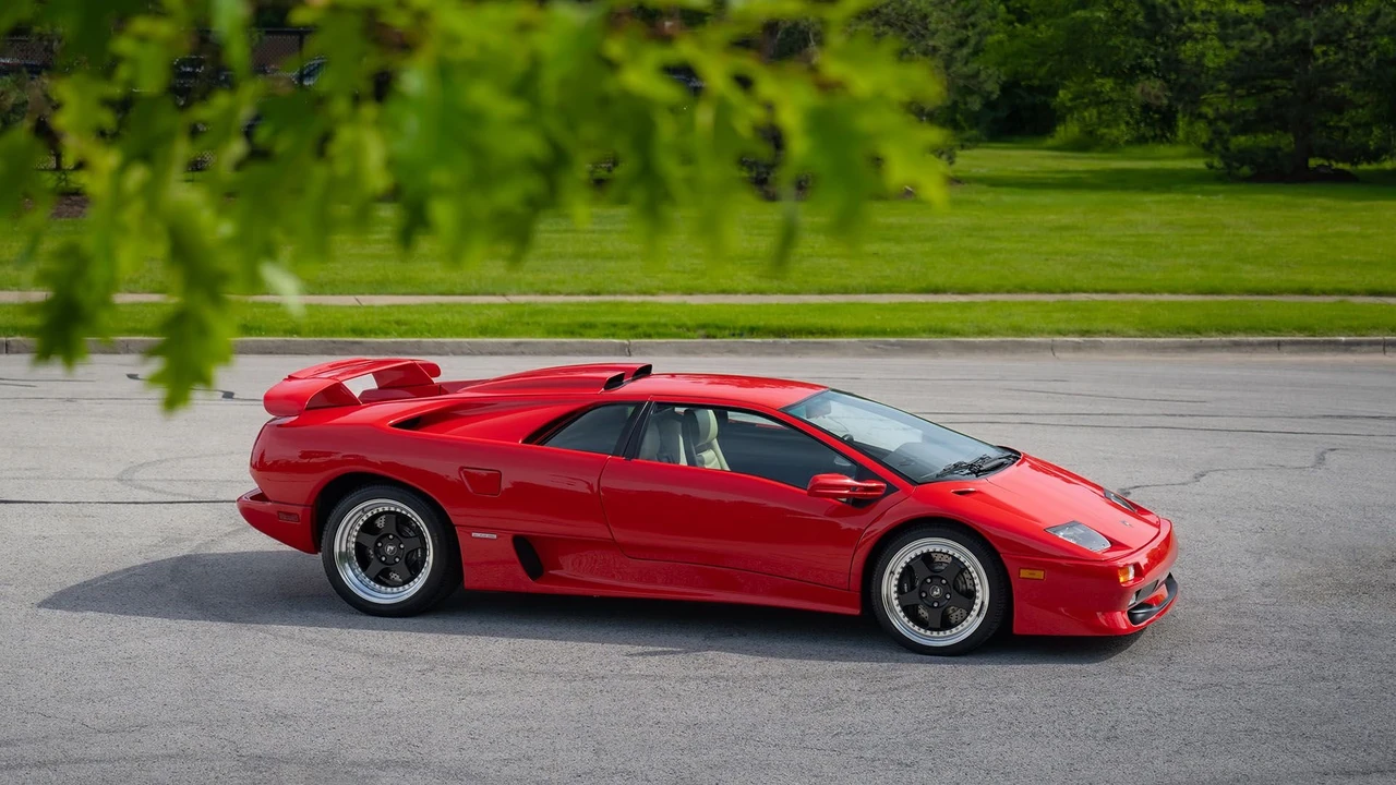 1999 Lamborghini Diablo SV - Image 26 of 31
