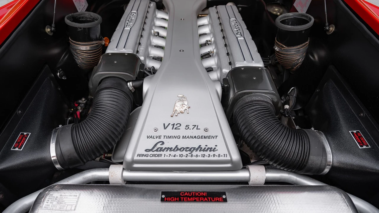 1999 Lamborghini Diablo SV - Image 8 of 31
