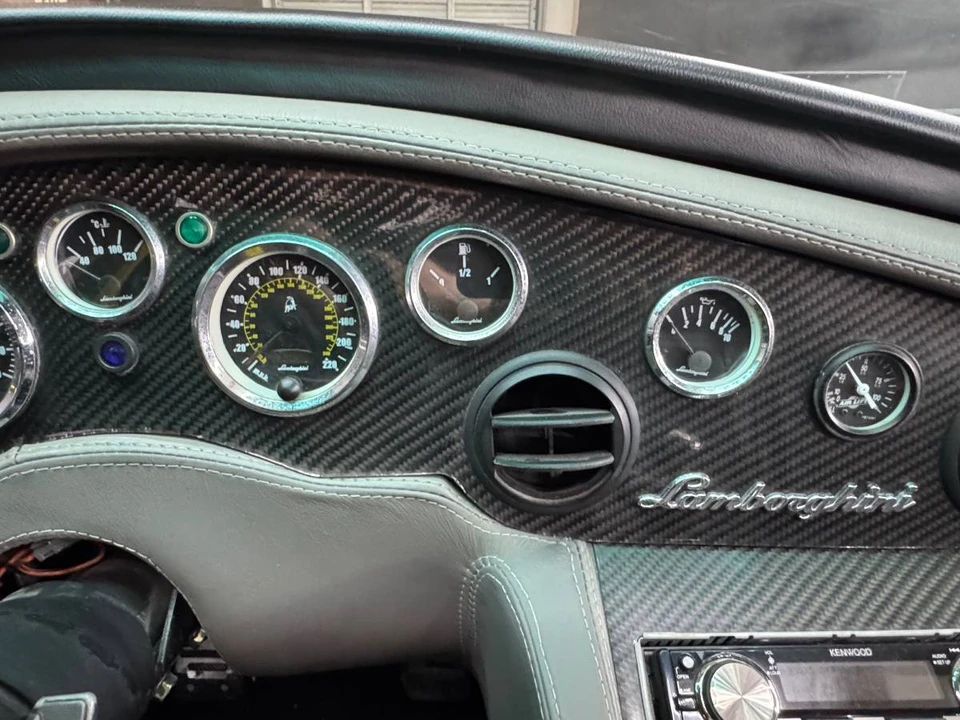 1999 Lamborghini Diablo VT - Image 16 of 20