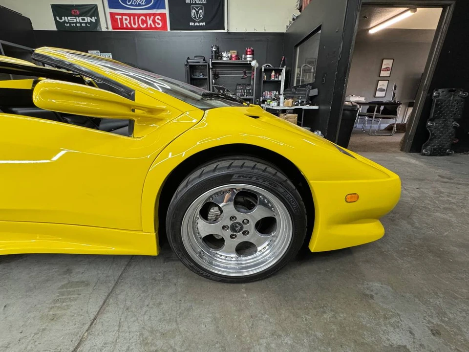 1999 Lamborghini Diablo VT - Image 7 of 20