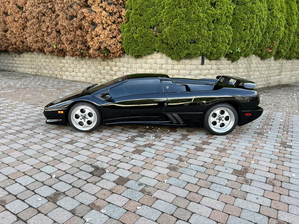 1999 Lamborghini Diablo VT - Image 19 of 31