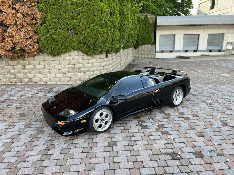 1999 Lamborghini Diablo VT - Image 10 of 31