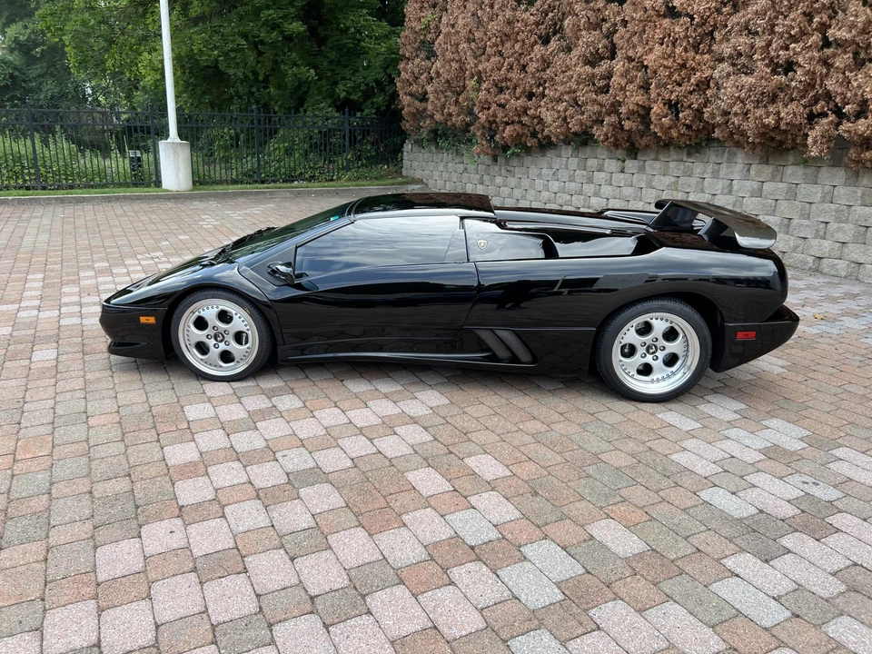 1999 Lamborghini Diablo VT - Image 25 of 31