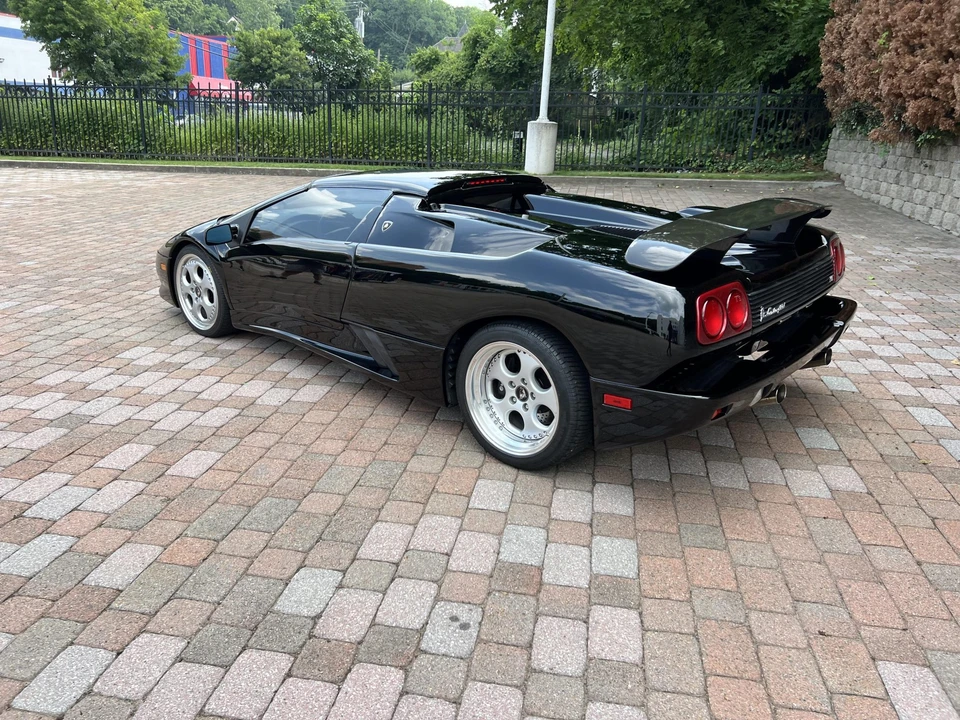 1999 Lamborghini Diablo VT - Image 28 of 31