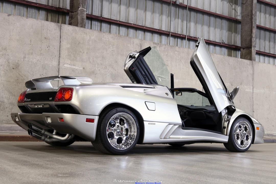 1999 Lamborghini Diablo VT - Image 28 of 31