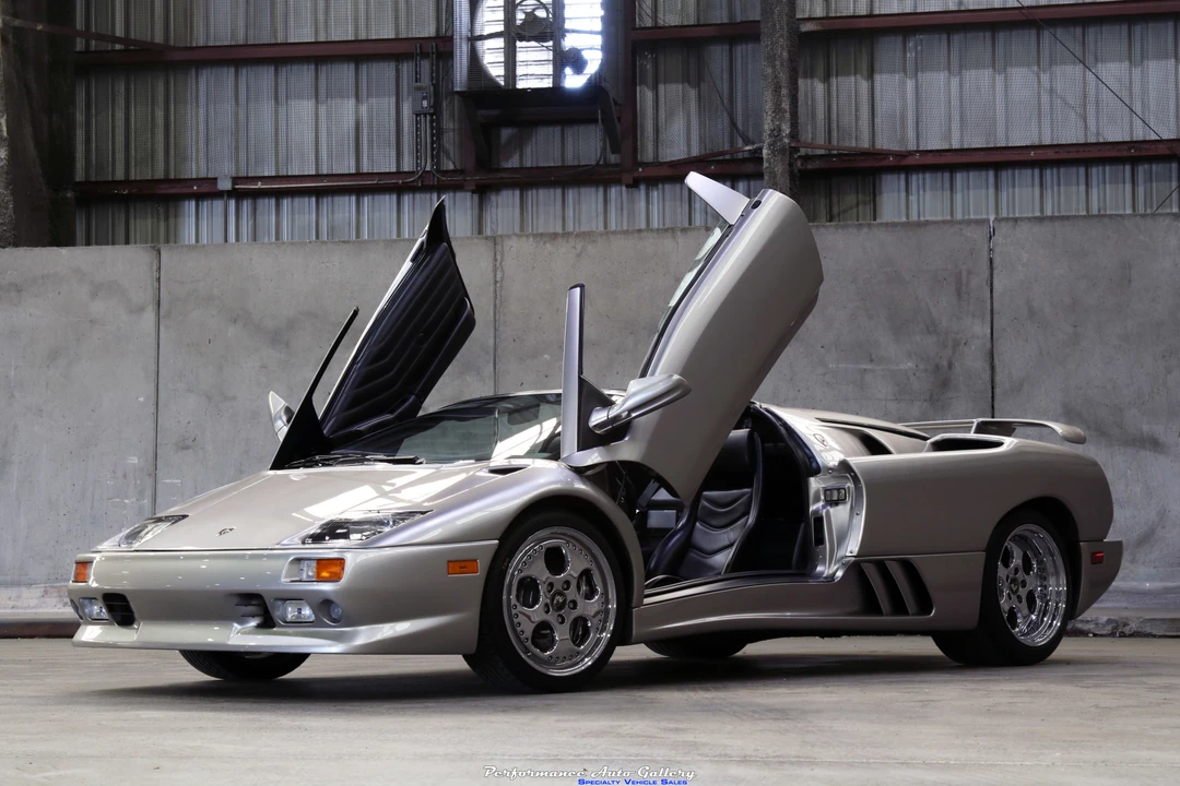 1999 Lamborghini Diablo VT - Image 24 of 31