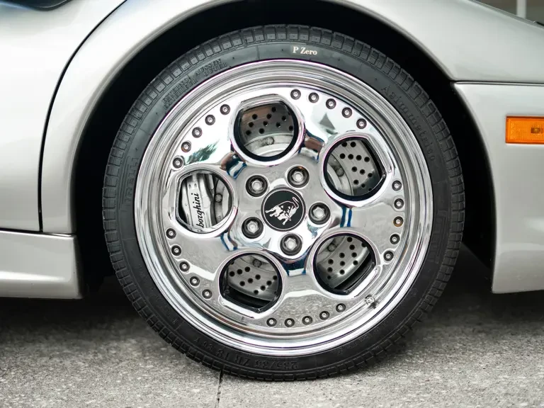 1999 Lamborghini Diablo VT - Image 23 of 31