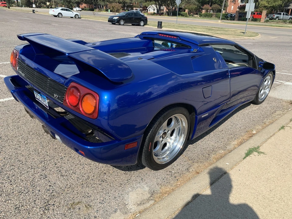 1999 Lamborghini Diablo VT - Image 27 of 31