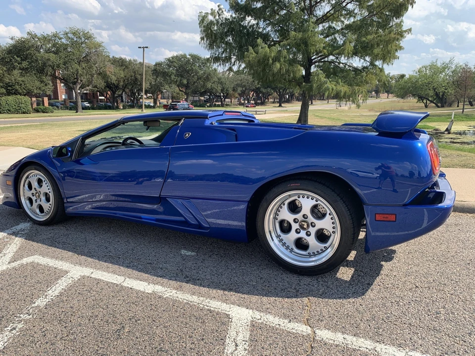 1999 Lamborghini Diablo VT - Image 14 of 31