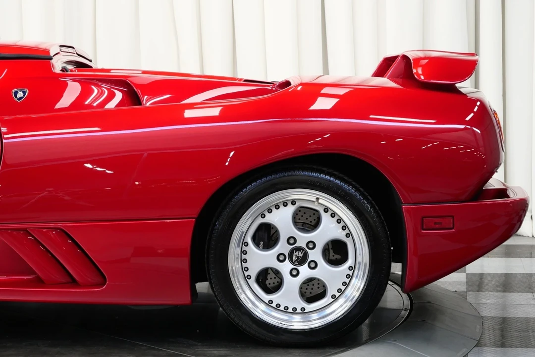 1999 Lamborghini Diablo VT - Image 11 of 21