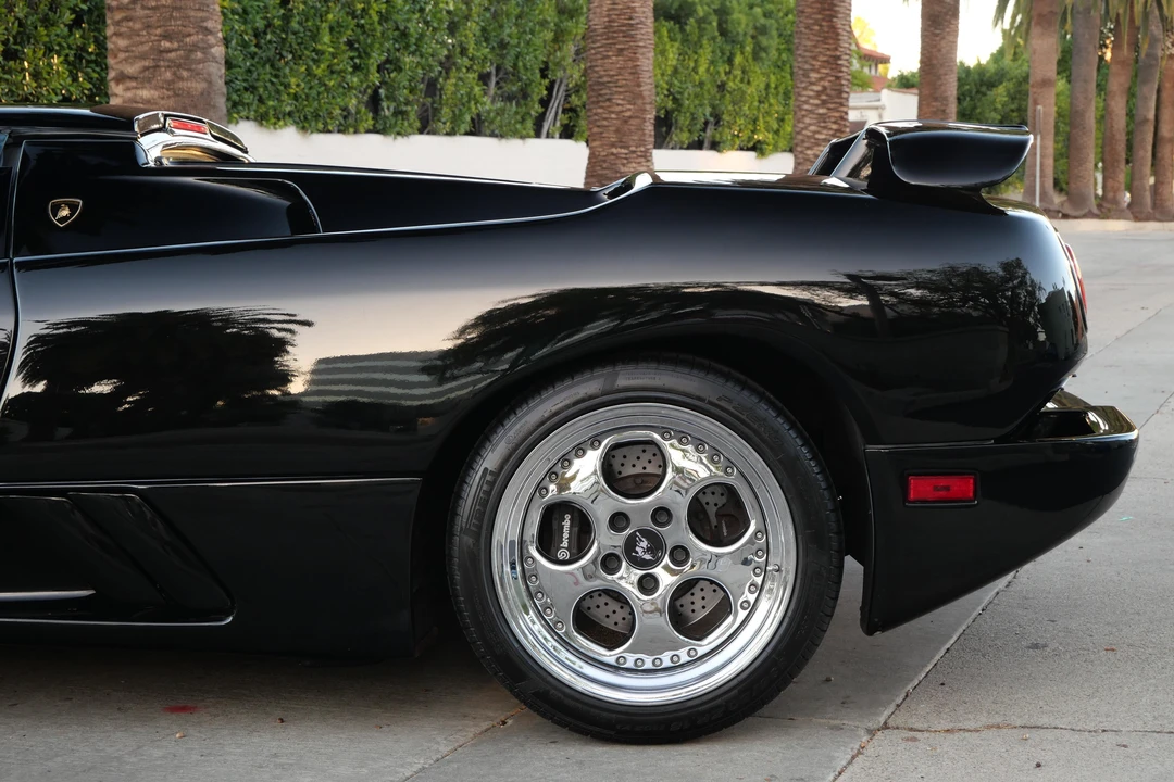 1999 Lamborghini Diablo VT - Image 18 of 31