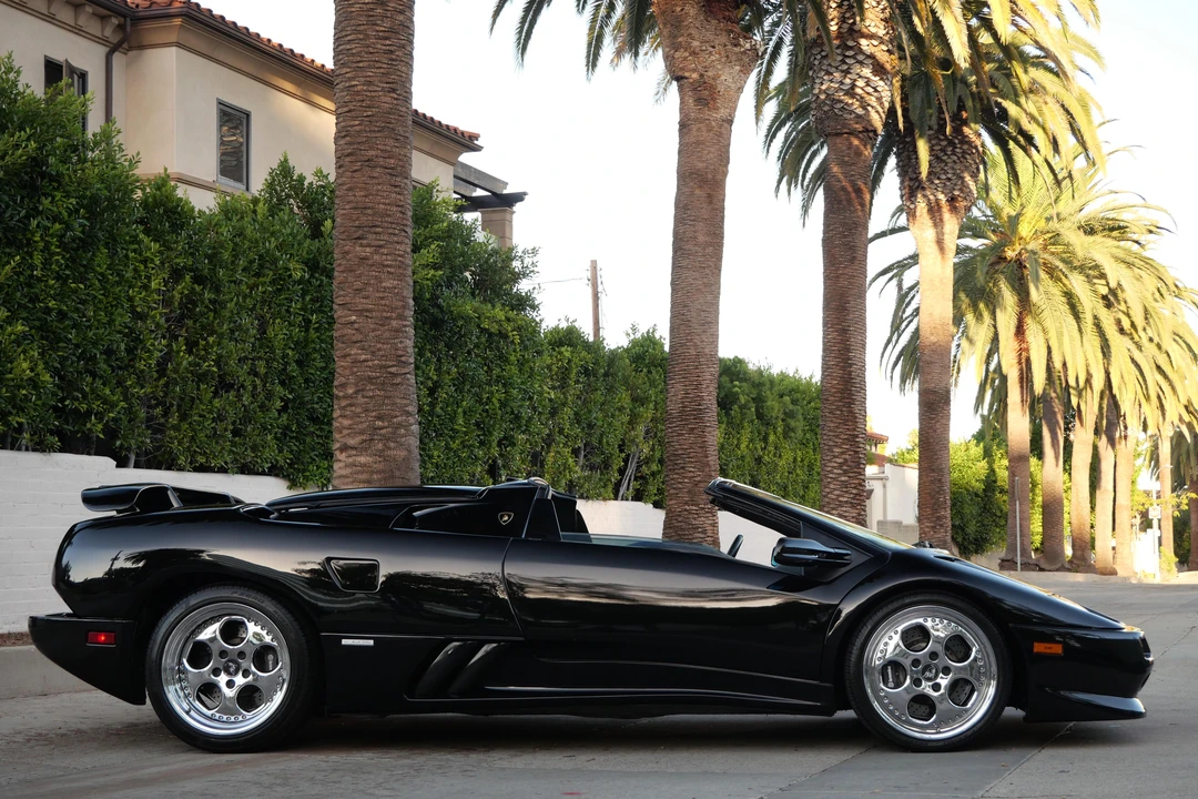 1999 Lamborghini Diablo VT - Image 3 of 31