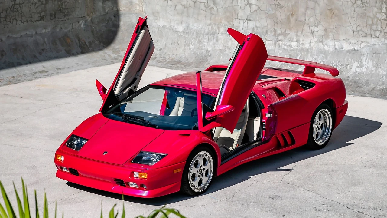 1999 Lamborghini Diablo VT - Image 13 of 31