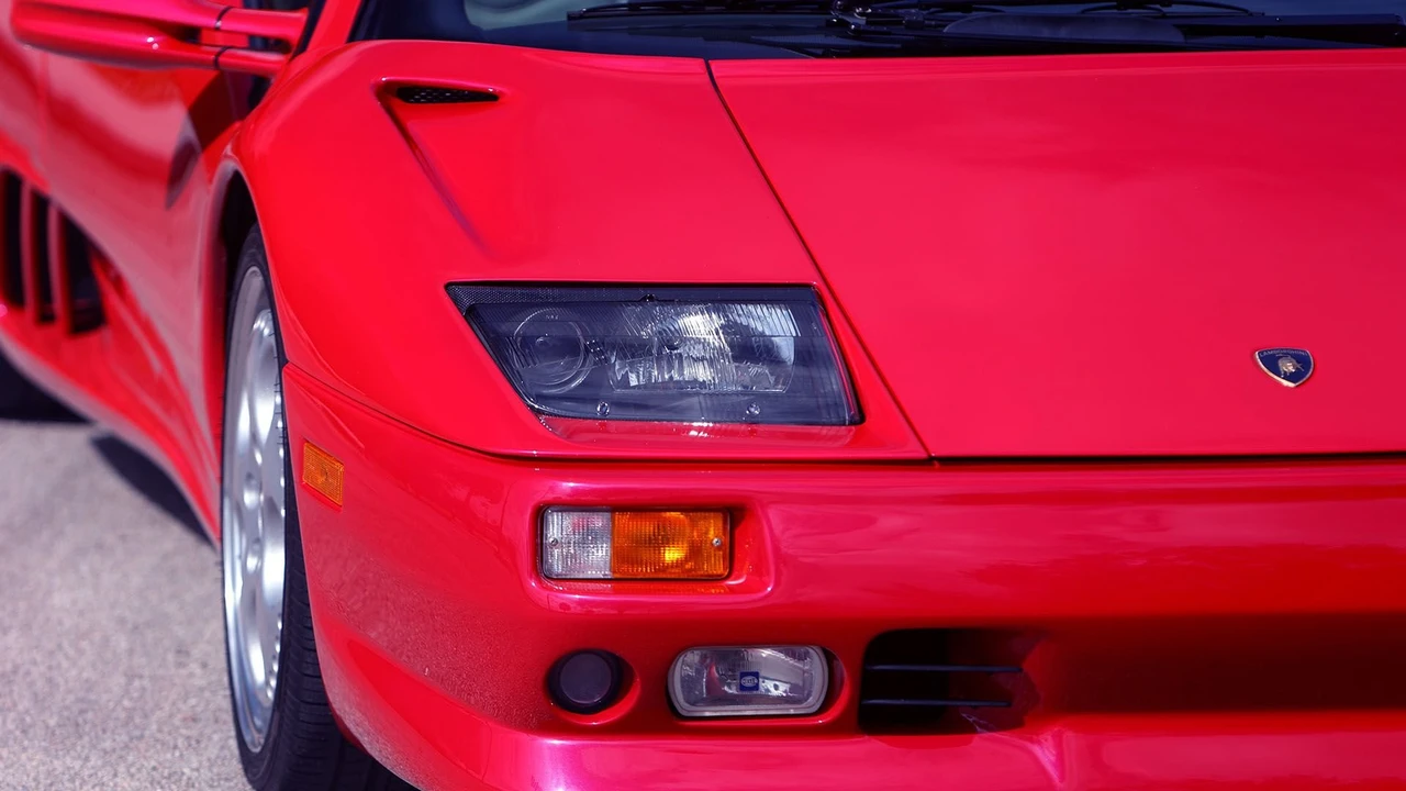 1999 Lamborghini Diablo VT - Image 25 of 31