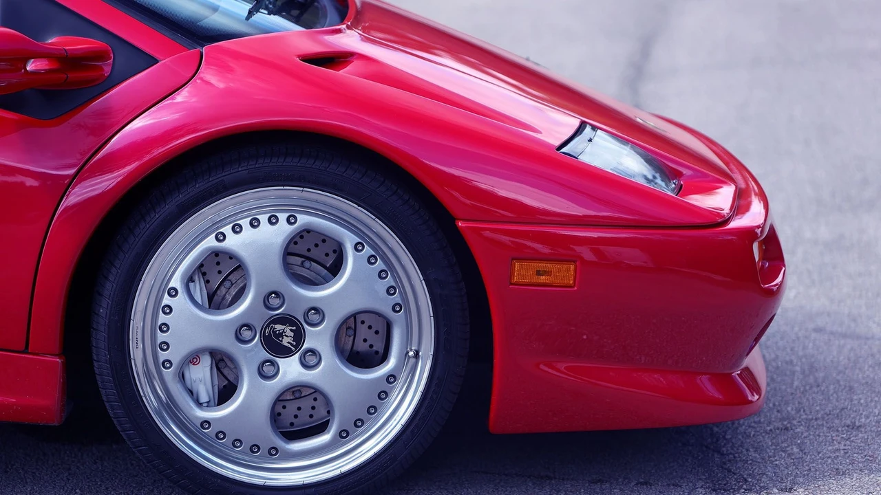 1999 Lamborghini Diablo VT - Image 26 of 31