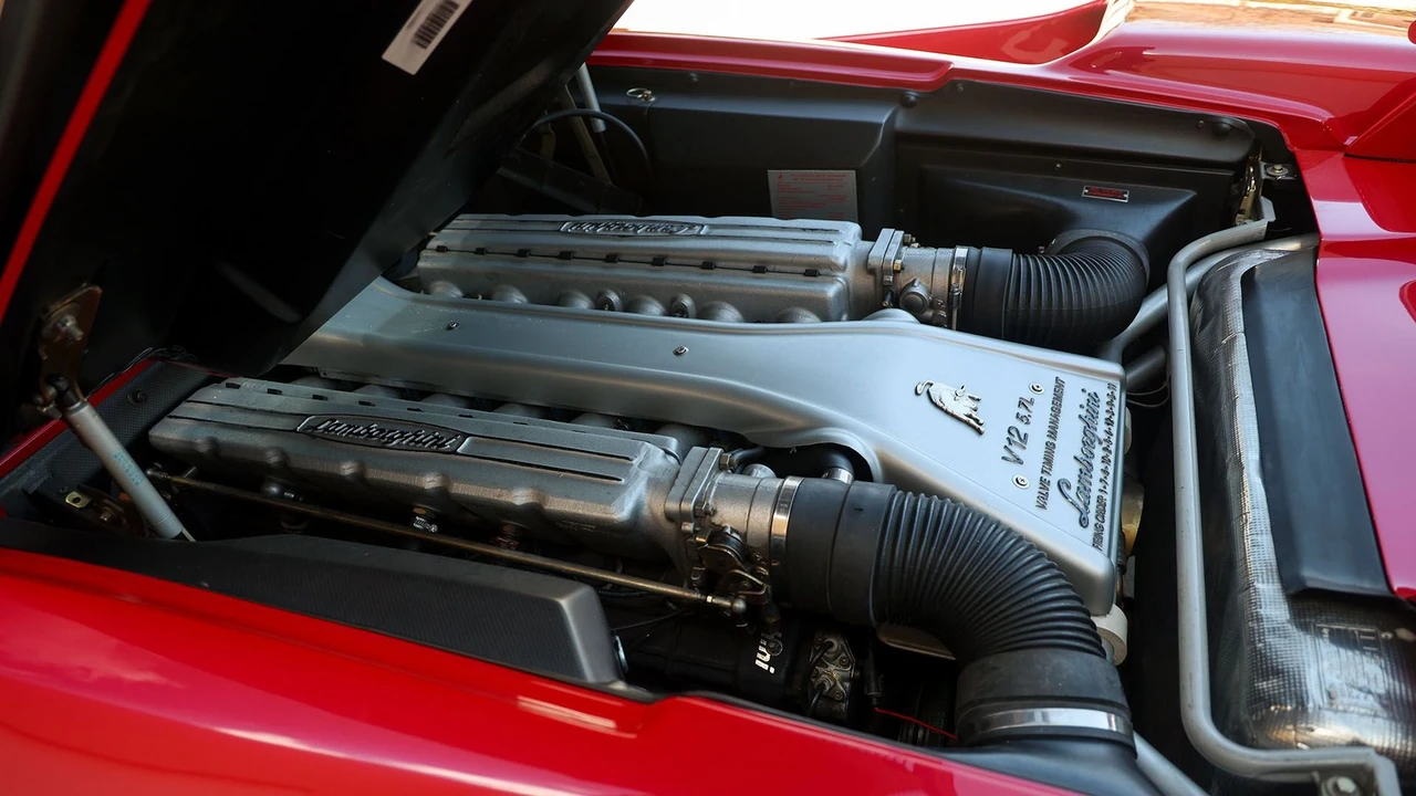 1999 Lamborghini Diablo VT - Image 4 of 31