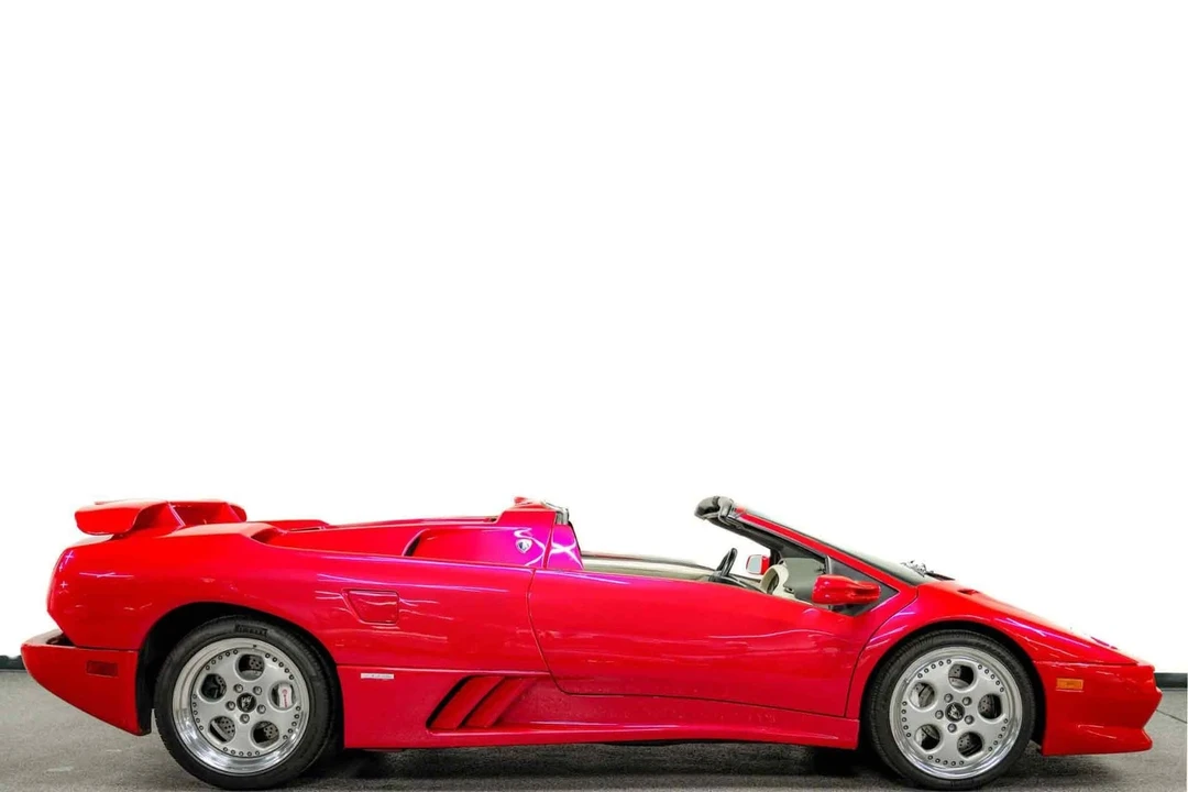 1999 Lamborghini Diablo VT - Image 2 of 21