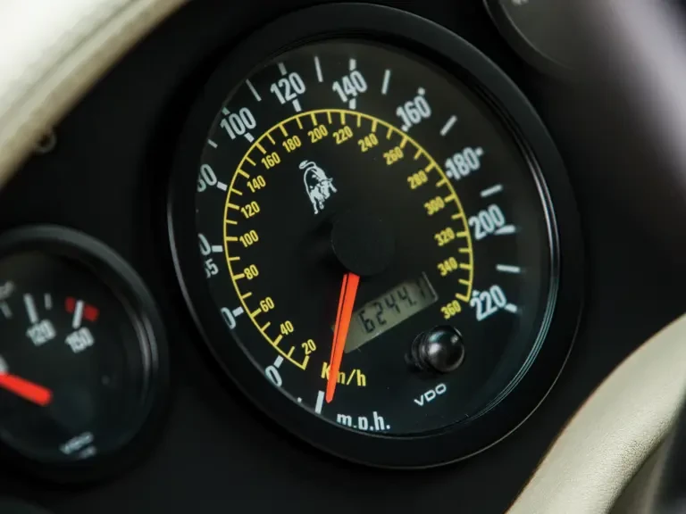 1999 Lamborghini Diablo VT - Image 16 of 29