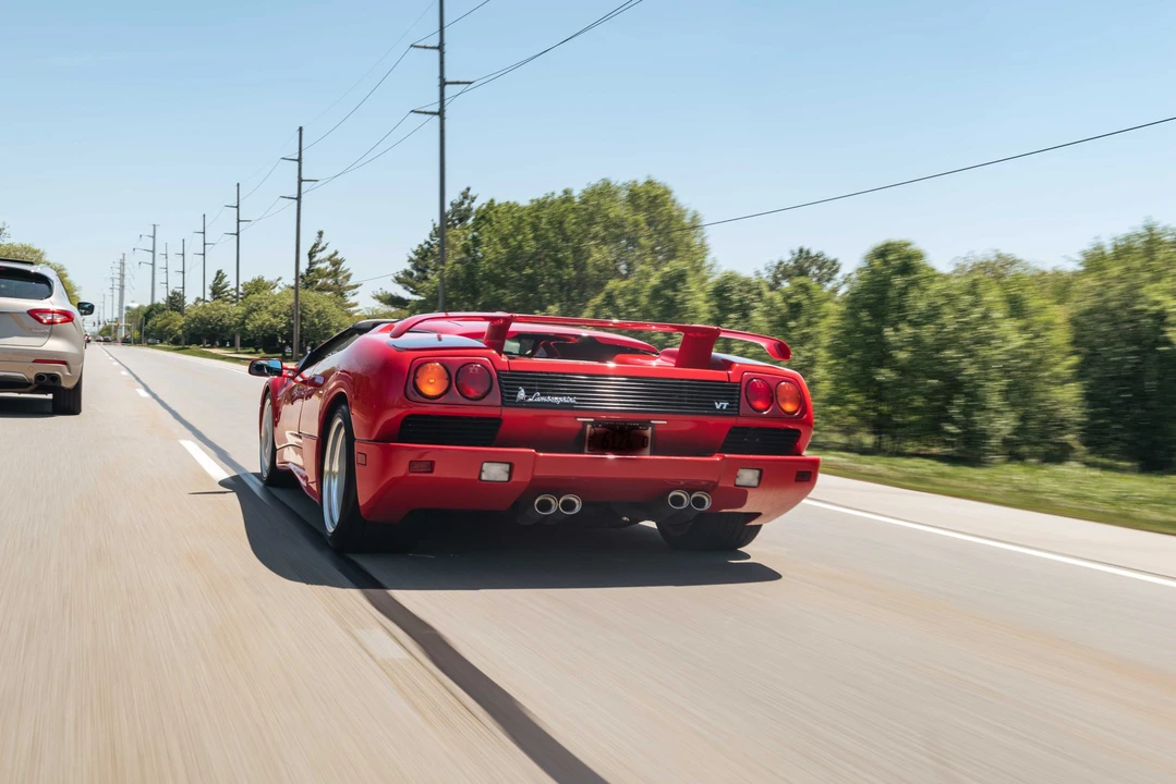 1999 Lamborghini Diablo VT - Image 2 of 31