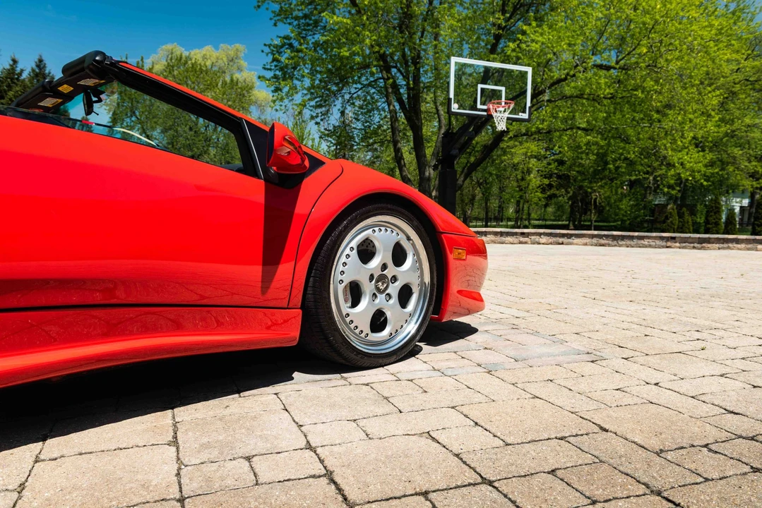 1999 Lamborghini Diablo VT - Image 17 of 31