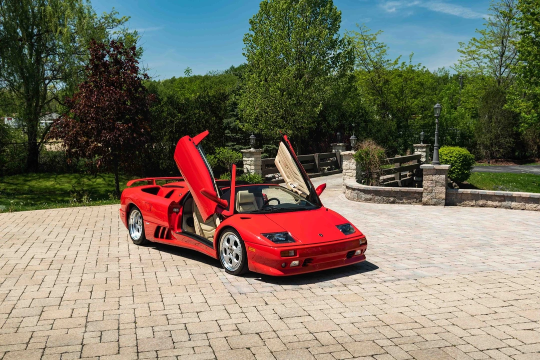 1999 Lamborghini Diablo VT - Image 15 of 31