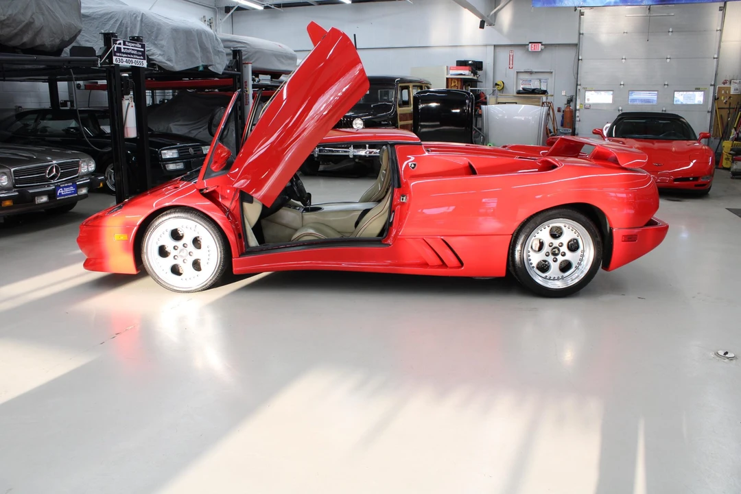 1999 Lamborghini Diablo VT - Image 19 of 31