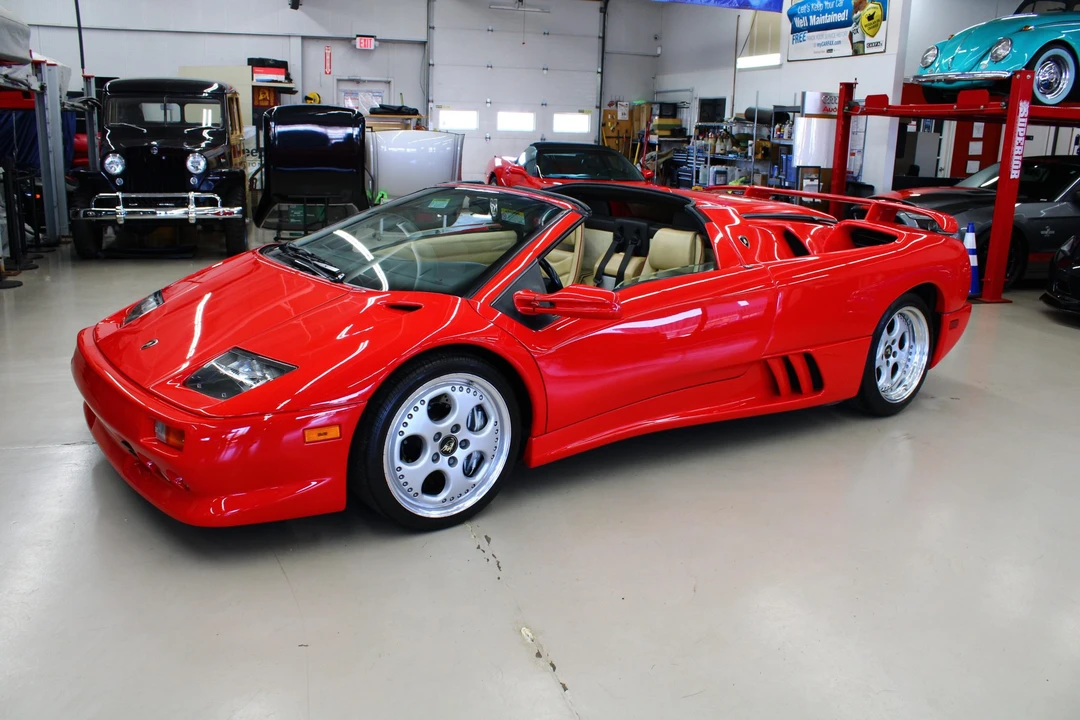 1999 Lamborghini Diablo VT - Image 30 of 31