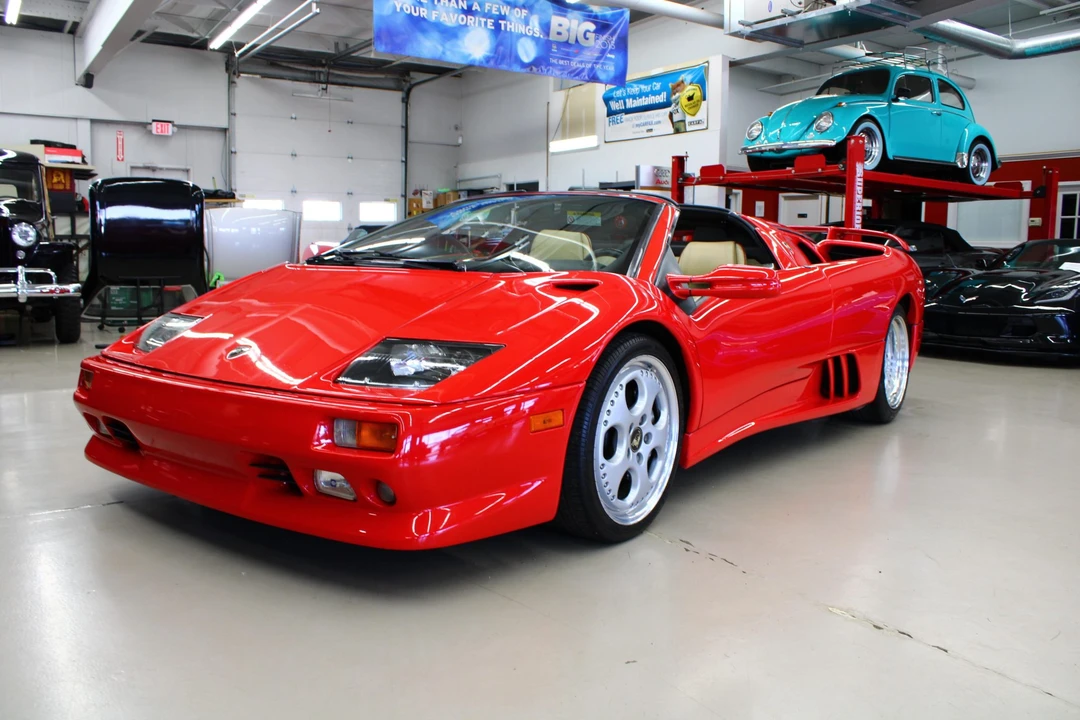 1999 Lamborghini Diablo VT - Image 25 of 31