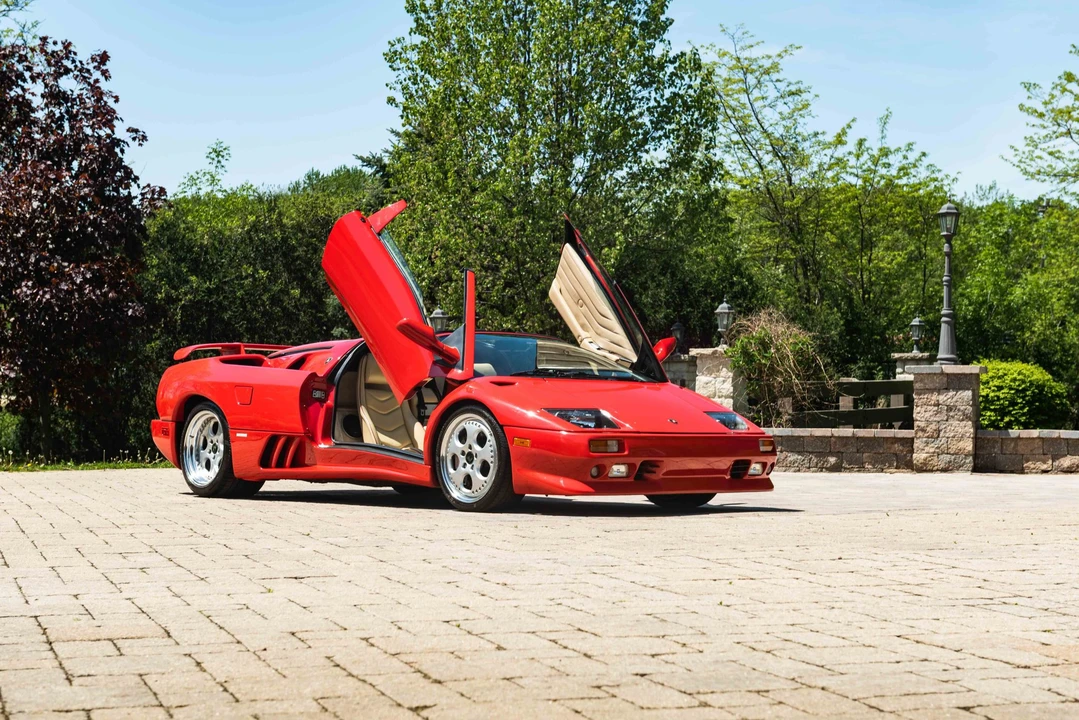 1999 Lamborghini Diablo VT - Image 13 of 31