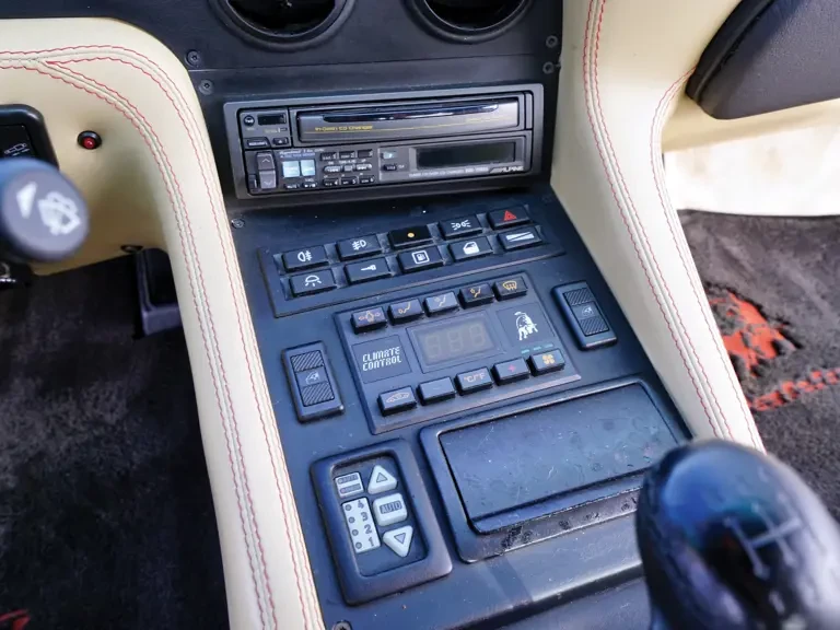 1999 Lamborghini Diablo VT - Image 15 of 29
