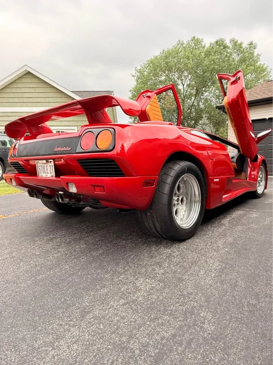 1999 Lamborghini Diablo SV - Image 2 of 20