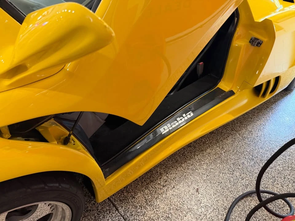 1999 Lamborghini Diablo VT - Image 7 of 14