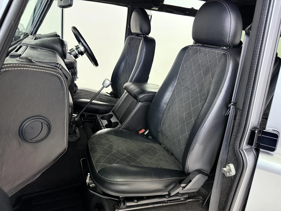 1999 Land Rover Defender 110 - Image 20 of 21