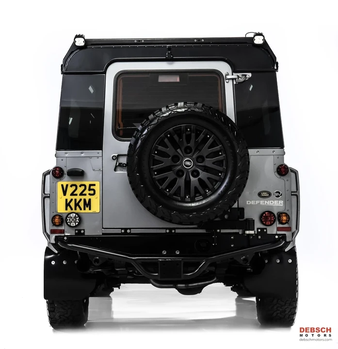 1999 Land Rover Defender 110 - Image 9 of 21