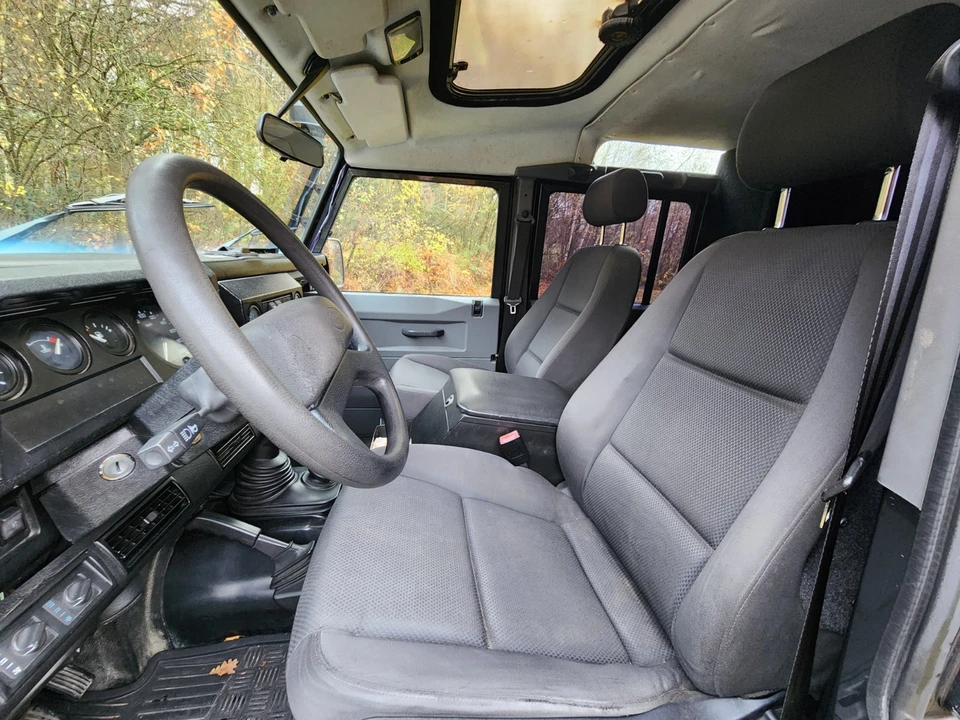 1999 Land Rover Defender - Image 24 of 31