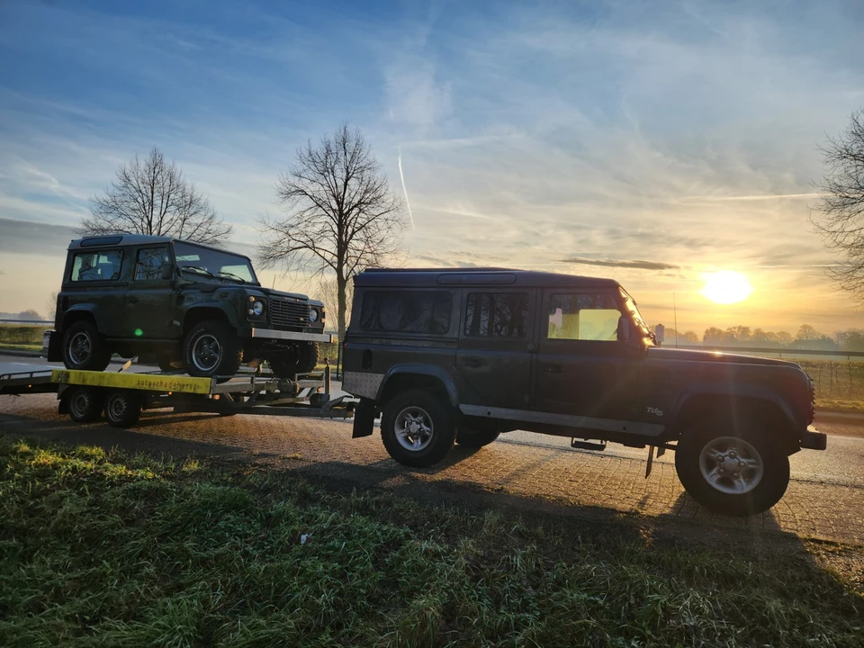 1999 Land Rover Defender 110 - Image 19 of 21