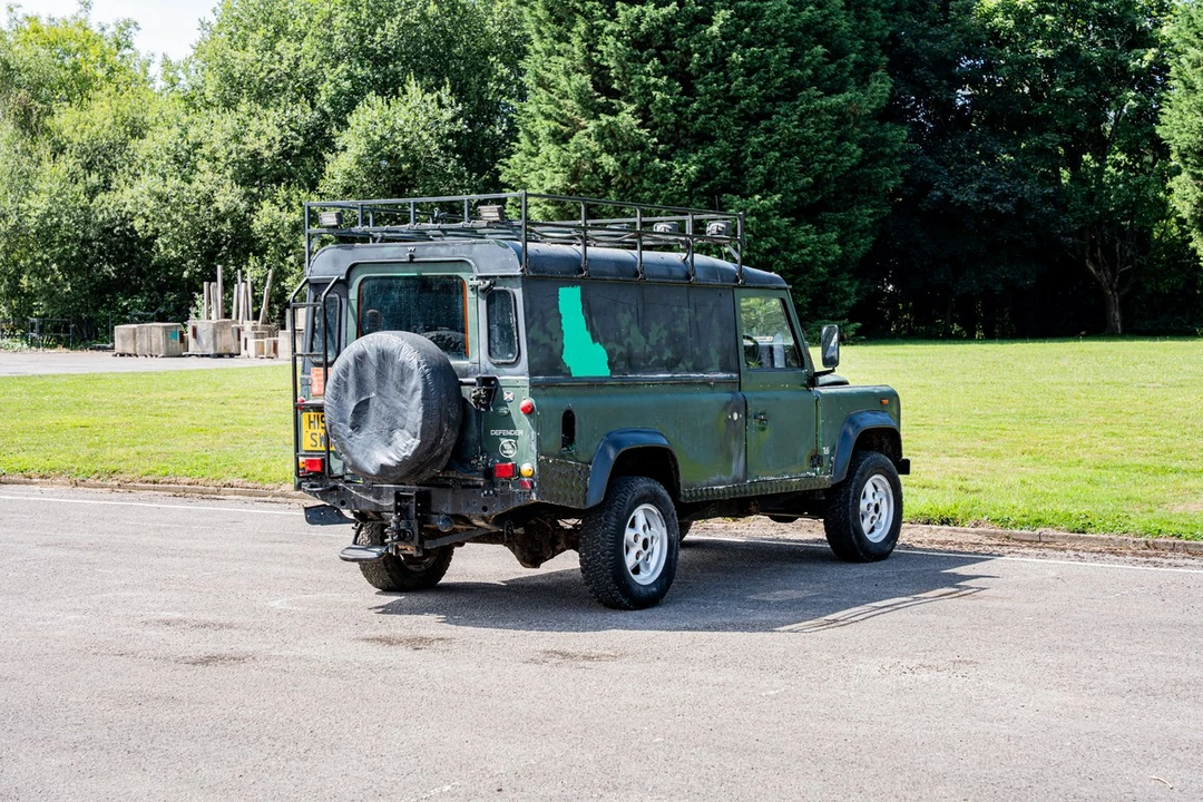 1990 Land Rover Defender 110 - Image 5 of 30