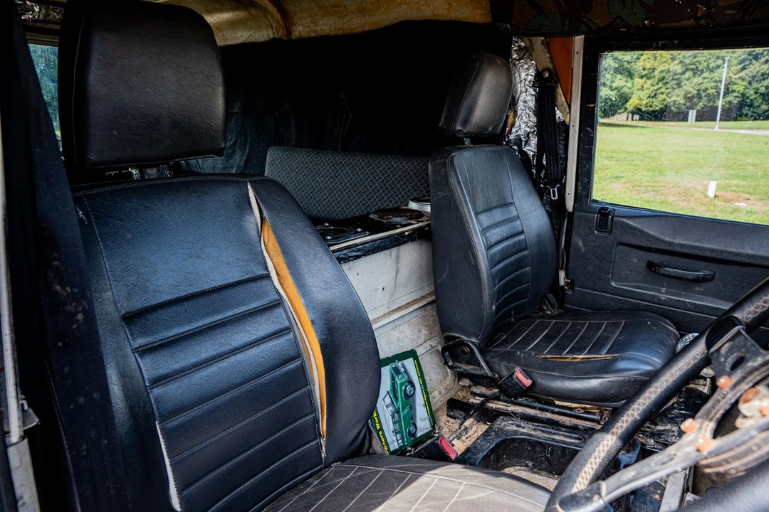 1990 Land Rover Defender 110 - Image 26 of 30