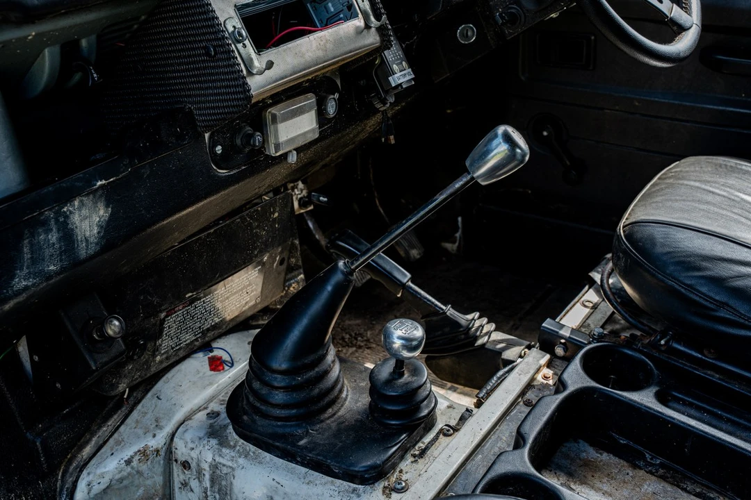 1990 Land Rover Defender 110 - Image 23 of 30